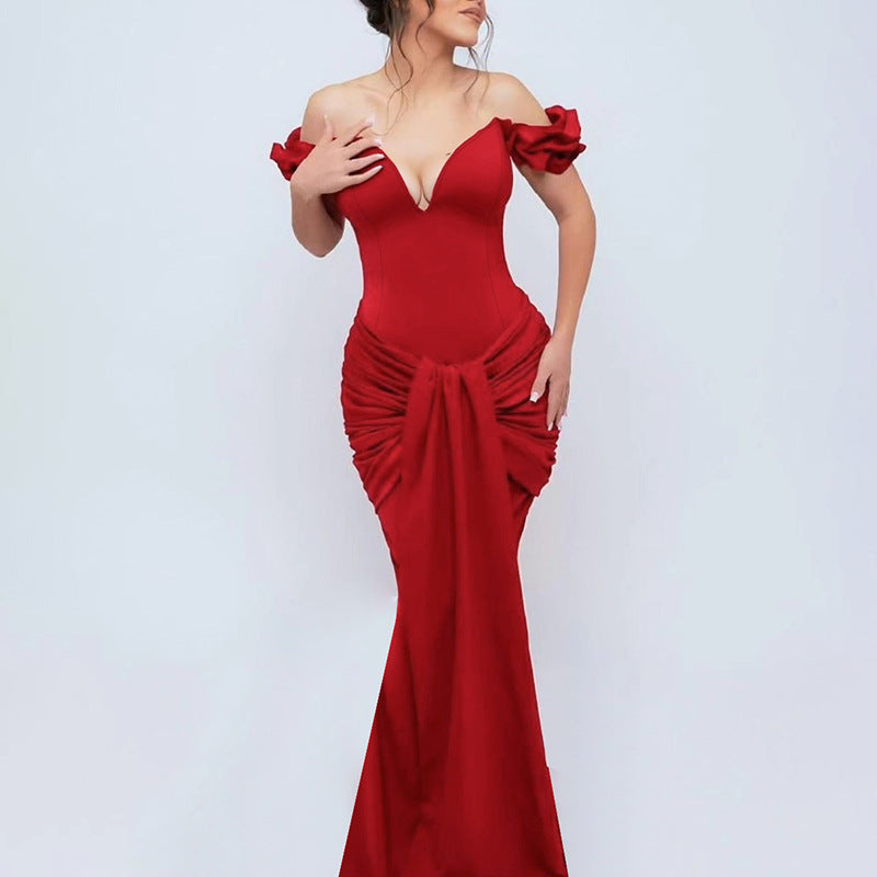 Sexy one-shoulder slimming dress for women
