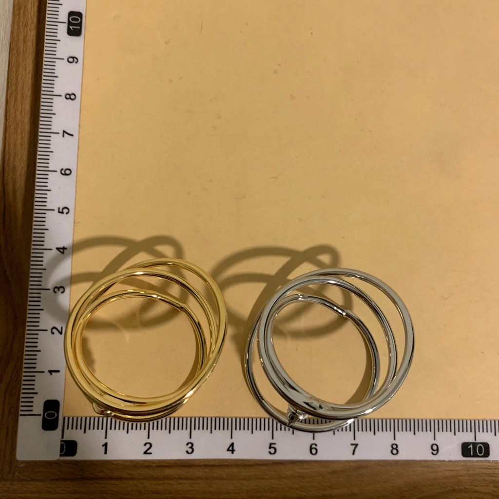 HUANZHI Irregular Circle Wrapping Lines Earrings for Women Girls Hollow Smooth Metal Fashion Jewelry Gifts  New
