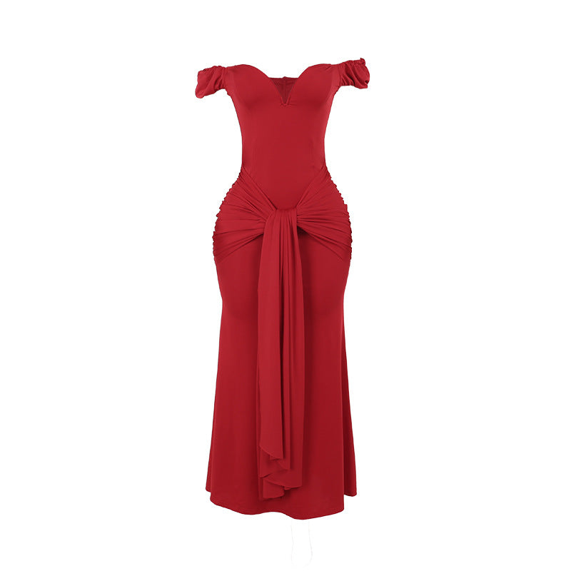 Sexy one-shoulder slimming dress for women