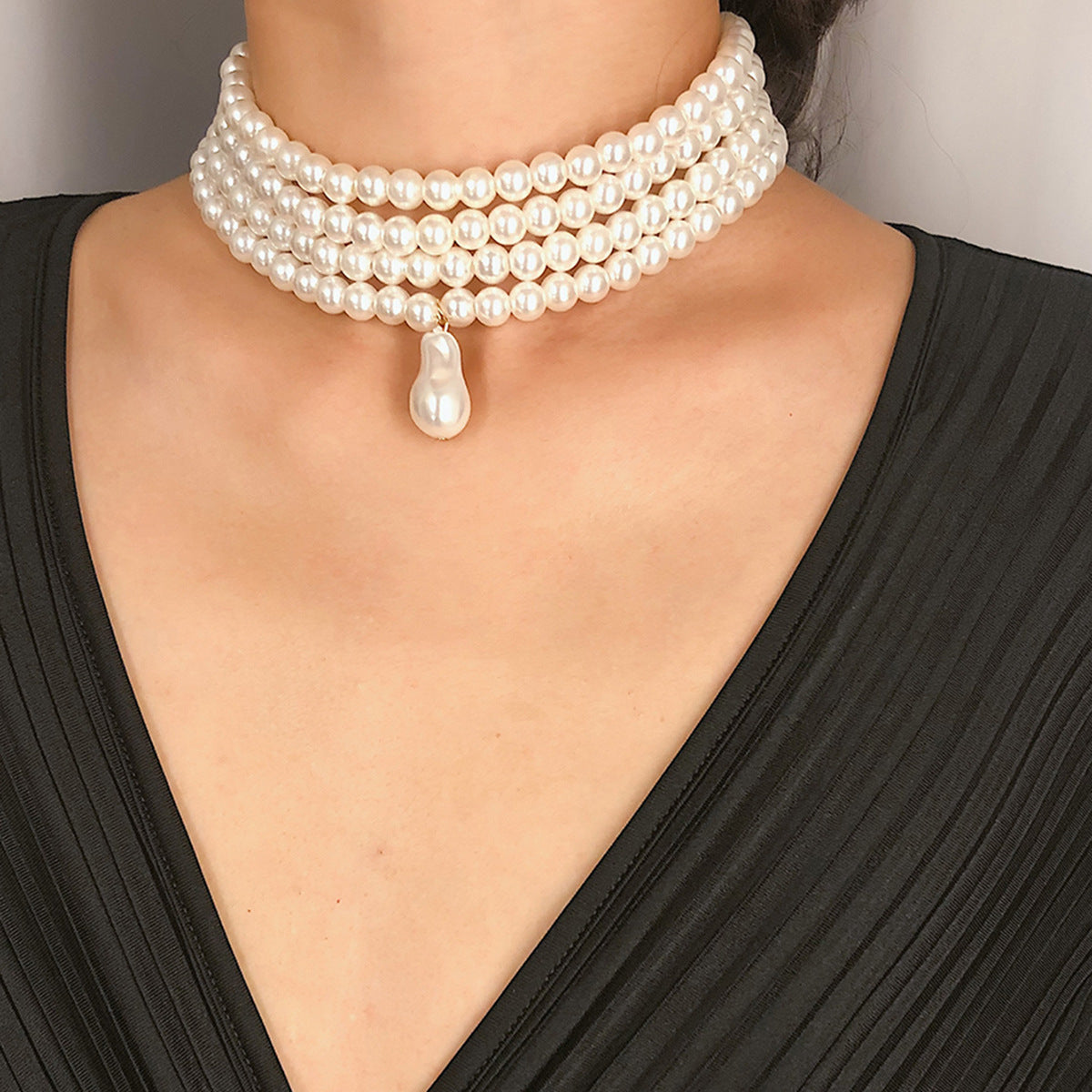 Personality Fashion Geometric Beaded Necklace Simple Multilayer Pearl Shaped Pendant Necklace Women