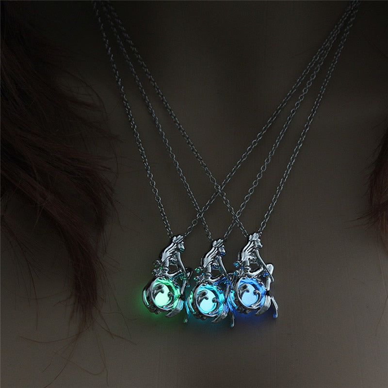 Luminous Glow In The Dark lotus Fluorescent Mermaid Pendant Necklace For Women Jewelry Silver Chain Bohemia Necklace